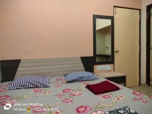 Hotel O Golden beach inn