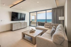 Beachfront Elegance at Las Palomas