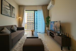 Central Park City Escape 2BR 4Pax w Balcony by Our Stay