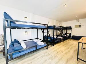 Group Accommodation with Outdoor kitchen and Wide Parking