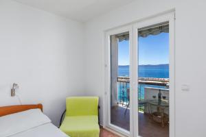 Apartments by the sea Drasnice, Makarska - 24869