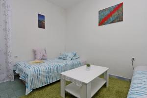 Apartments with parking space Rijeka - 24866