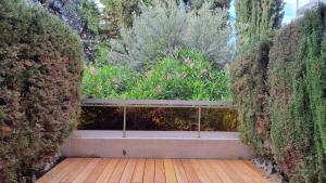 Appartement avec grande terrasse & piscine, Rez-de-jardin, Antibes