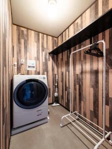 Newly opened 5DK USJ Family friendly 10 minutes to USJ 道頓堀 関西空港 大阪城 海遊館 駅から