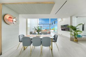 Luxury Sunset House,Home Gym,Cinema Room,Rooftop