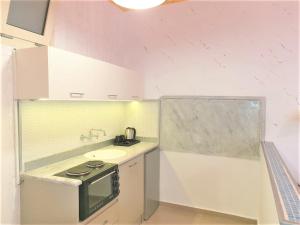 Luna Mare of Korifi Cherso