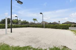 8105 COCONUT PALM WAY UNIT 205 KISSIMMEE 3BEDS