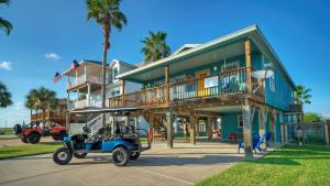 Private Pool Large Yard Game Room Balcony South By Sunkissed by Avantstay - 4hvězdičkové hotely ve městě Port Aransas