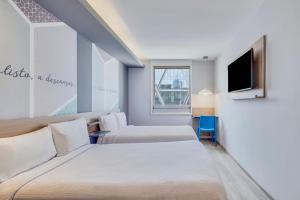 One Ciudad de Mexico Patriotismo