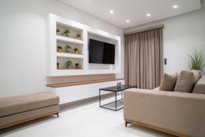 Filoxenia MG Projects-City Living Metro