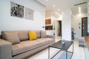 Filoxenia MG Projects-City Living Metro