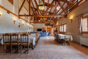 La Cerca Entre Hoces-10-20pax-Amplios espacios comunes