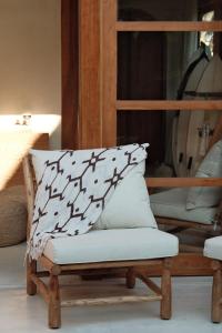 JADA - New Quiet & Cozy House with Balinese Charm