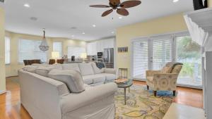 Grand Pavillion 11 by AvantStay Beach Access Wild Dunes Community