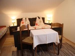 Apartment in Taxenbach near Ski Lift