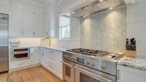 616 Carolina Boulevard by AvantStay Ocean Views from Decks