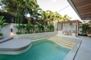 2BR Modern Mediterranean Villa Near Nook