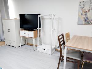 A house with a great view and elevator access near Hongdae Ipgu Station