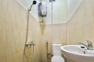 RedDoorz at Sonya Homestay Tebing Tinggi