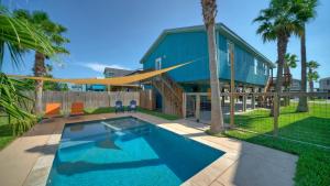 Sleeps 22 2 Homes w Private Pool Game Room Nature Views 7 BDR AvantStay - Ubytování bez kategorie ve městě Port Aransas