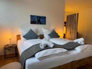 NOOQA Duisburg - Living Collection - Parkplatz, Smart TV, Küche, voll ausgestattet