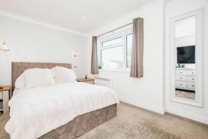 Modern coastal 1 bed flat in Shoreham
