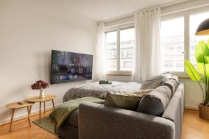 Spacious City View Apartment - Prime Location Biel