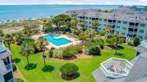 OceanView Condo Pool Balcony Beach Access 304 D Port O Call by AvantStay