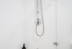 2 minute walk to Bondi Beach-350m-Sleeps 4 Guests