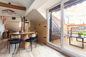 Lart et la matière avec terrasse et deux places de parking privatifs