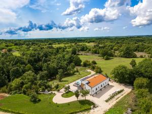 Villa Japlenica by Istrialux