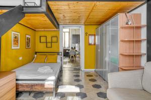 Loft Maderno - Elegant space 20 mins from Duomo with one bedroom for 4 people