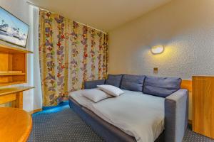 Blue Mountain 5 persons