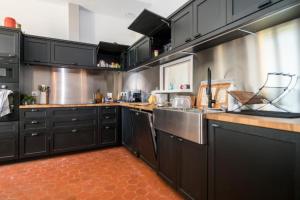 Villa BASTIDE avec piscine dans un domaine viticole