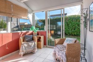 800 m de la plage, jardin, 4 adultes 1 enfant