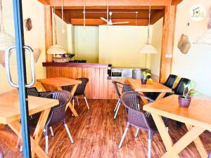 Hikka Ocean View by CM Holiday