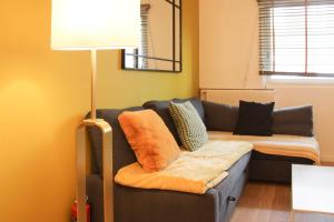 Bright apartment on the outskirts of Paris