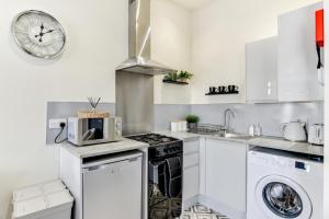 Knighton Chambers, Bognor Regis - Brand new studio