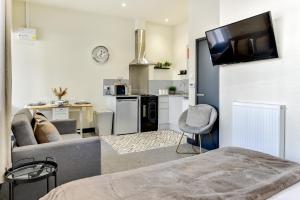 Knighton Chambers, Bognor Regis - Brand new studio