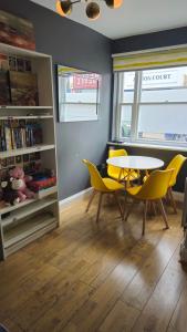 Whole House with a private garden and terrace, central Brighton