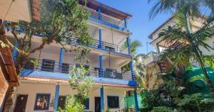 Aqua Wave by YogiTree Hotels