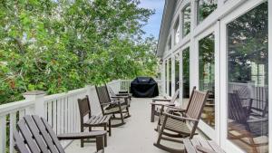 5 32nd Avenue by AvantStay Gourmet Kitchen Pool Balconies