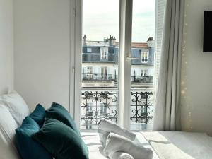 New 355 Suite Celine- Cosy Apartment Paris Center