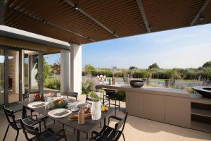 Luxury Villa Puerto de Paz for 8 people near Fazana with 60 m2 private heated pool, sauna, mini-golf & sea view