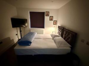 Side Separate Independent Annexe