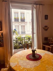 Un nid très calme et chaleureux a Montmartre !