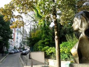 Un nid très calme et chaleureux a Montmartre !
