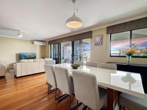 Town Beach Seaview Apartment