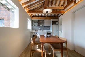 Luxury Hanok Bukchon Summit