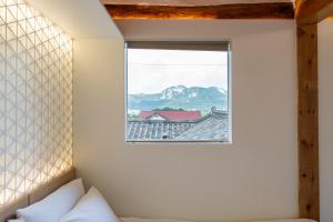 Luxury Hanok Bukchon Summit